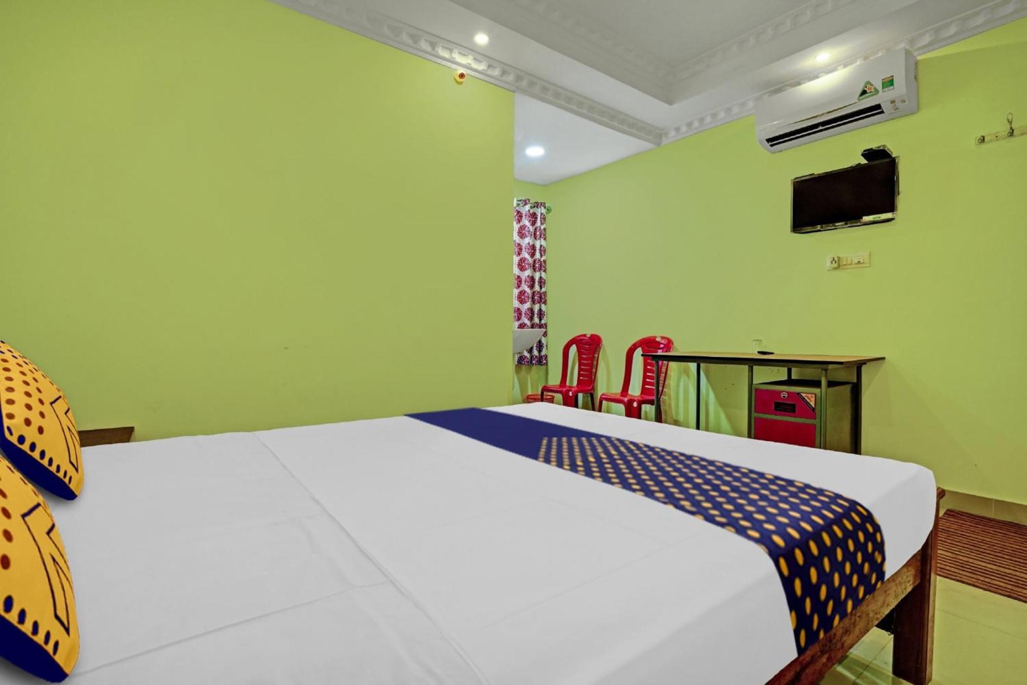 Hotel O Ss Residency Punalur Екстериор снимка