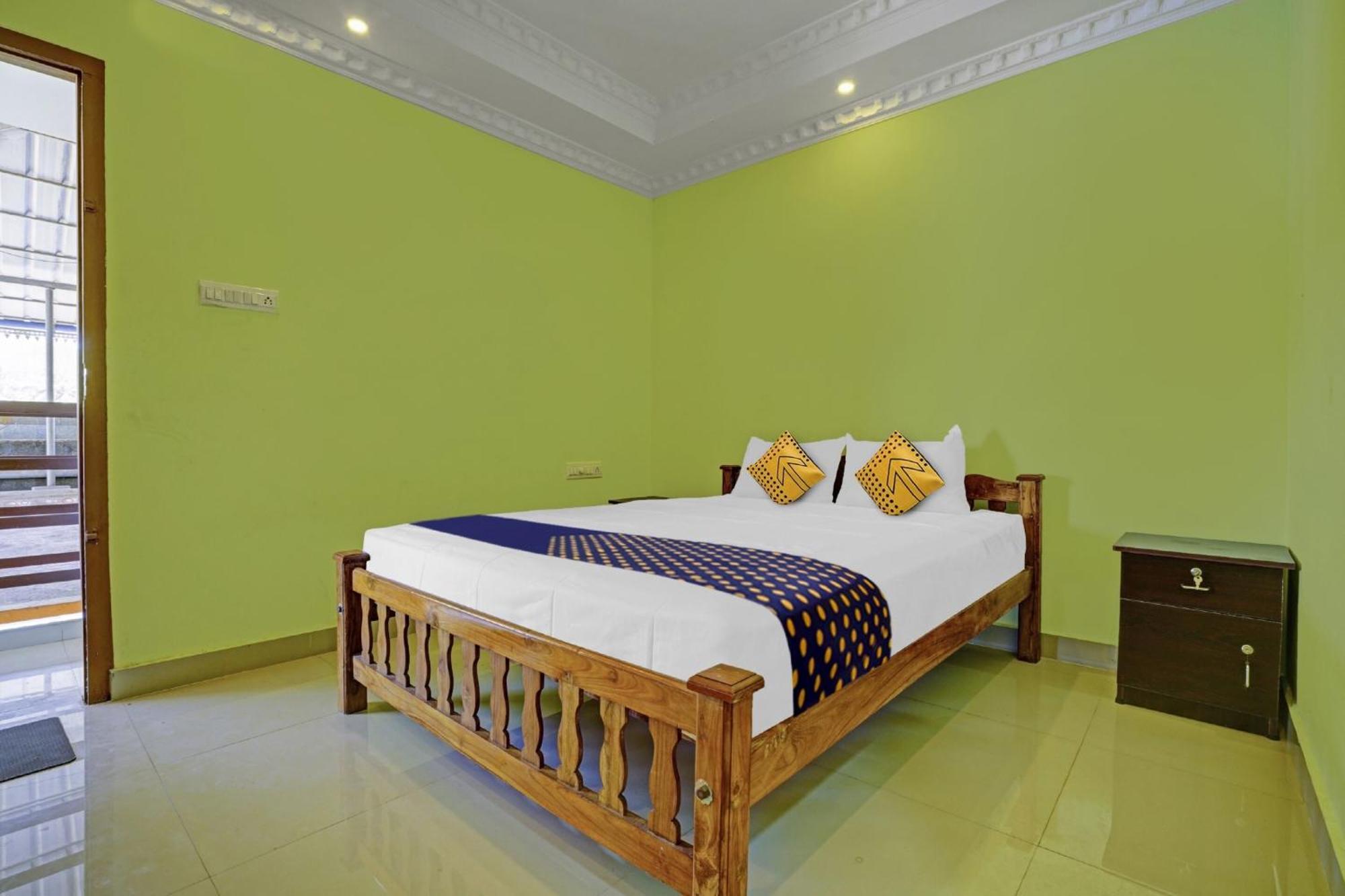 Hotel O Ss Residency Punalur Екстериор снимка