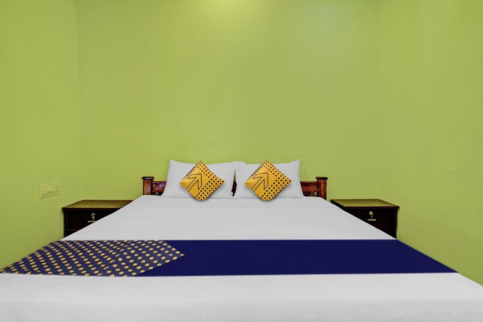 Hotel O Ss Residency Punalur Екстериор снимка